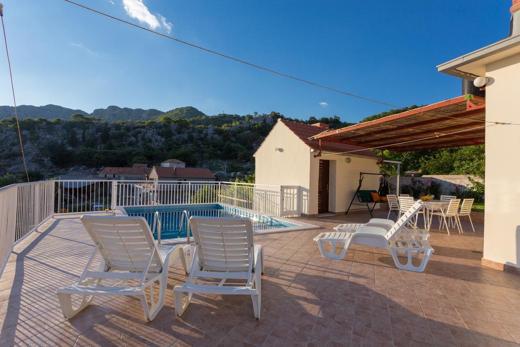 Holiday Home Urlovic Gruda Ngoại thất bức ảnh